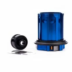 TUNE CORPETTO RUOTA LIBERA SHIMANO HG11/HG10 3 CRICCHETTI - BLU